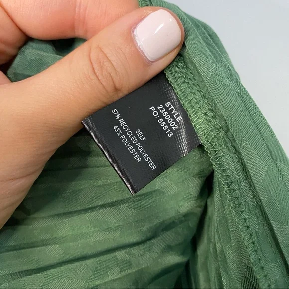 Current Air Anthropologie Jacquard Pleated Mini Skirt in Leaf Green - Picture 5 of 9